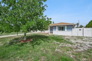 822 ABBOTT AVENUE, DELTONA, FL 32725 - MLS#MFRO6406011