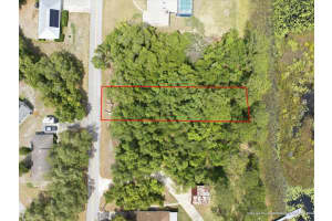 W LAKE DR, DELAND, FL 32724 - MLS#MFRO6406128