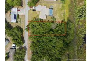 W LAKE DR, DELAND, FL 32724 - MLS#MFRO6406132