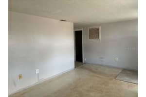 MLS# MFRO6406138, Holiday, Florida 34690