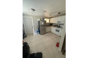 2121 33RD STREET, SARASOTA, FL 34234 - MLS#MFRO6406141