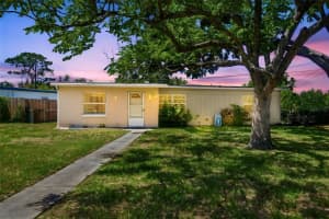 481 Kentia Rd, CASSELBERRY