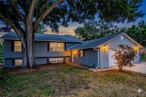 2614 Crest Dr, HAINES CITY