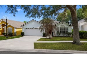 10424 STONEPARK DRIVE DRIVE, LEESBURG, FL 34788 - MLS#MFRO6406666