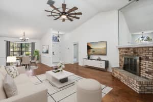 313 BAHIA CIRCLE, LONGWOOD, FL 32750 - MLS#MFRO6406674