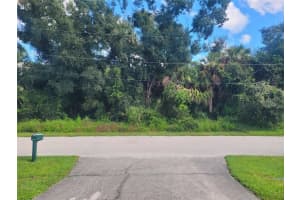 APRIL AVE, NORTH PORT, FL 34288 - MLS#MFRO6406687