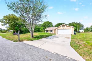 745 MENTMORE CIRCLE, DELTONA, FL 32738 - MLS#MFRO6406730