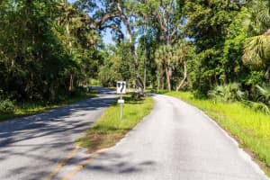 MOR TAY TRL, KISSIMMEE, FL 34747 - MLS#MFRO6406783