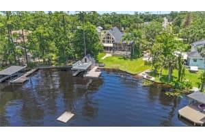 240 7TH STREET, CHULUOTA, FL 32766 - MLS#MFRO6406820