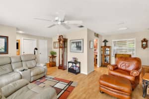 5 LONESOME PINE TRAIL, YALAHA, FL 34797 - MLS#MFRO6406858
