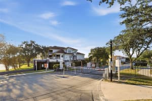 13839 FAIRWAY ISLAND DRIVE, ORLANDO, FL 32837 - MLS#MFRO6406862