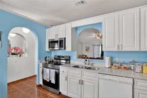 6820 POMEROY CIRCLE, ORLANDO, FL 32810 - MLS#MFRO6406864