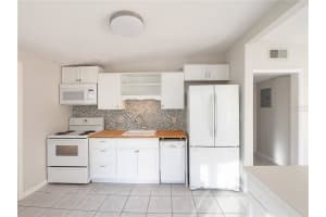 911 NEW YORK STREET, EDGEWATER, FL 32132 - MLS#MFRO6406870