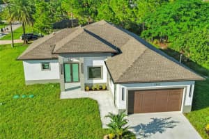 3512 9th St W, LEHIGH ACRES