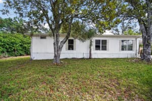 3302 PEACHTREE HILL ROAD, LAKELAND, FL 33801 - MLS#MFRO6407071