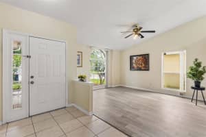 4113 OAKBERRY DRIVE, ORLANDO, FL 32817 - MLS#MFRO6407150