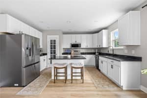 122 LOS ARBOR DRIVE, DELAND, FL 32724 - MLS#MFRO6407218