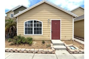 621 Washington Palm Loop #lockout, DAVENPORT