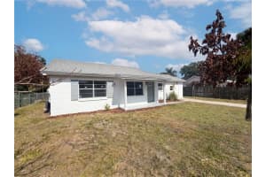 1100 CAREFREE COVE DRIVE, WINTER HAVEN, FL 33881 - MLS#MFRO6407265