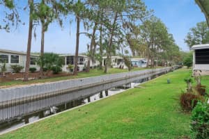 102 PARKLAND DRIVE, EUSTIS, FL 32726 - MLS#MFRO6407511