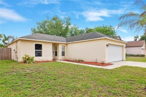 4217 IVEYGLEN AVENUE, ORLANDO, FL 32826 - MLS#MFRO6407716