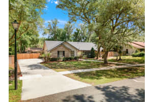 2221 BLUFF OAK STREET, APOPKA, FL 32712 - MLS#MFRO6407949