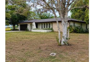 7317 LIME TREE COURT, SEBRING, FL 33876 - MLS#MFRO6408093