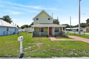 1000 JERSEY AVENUE, ST CLOUD, FL 34769 - MLS#MFRO6408147