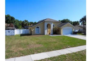 8035 COUNTRY RUN PARKWAY, ORLANDO, FL 32818 - MLS#MFRO6408173
