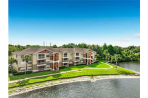 1909 SUMMER CLUB DRIVE, OVIEDO, FL 32765 - MLS#MFRO6408198