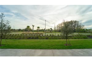 4887 CROSS PRAIRIE PARKWAY, ST CLOUD, FL 34772 - MLS#MFRO6408349
