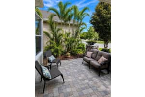 13928 SWALLOW HILL DRIVE, LITHIA, FL 33547 - MLS#MFRO6408388