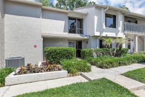 121 CROWN POINT CIRCLE, LONGWOOD, FL 32779 - MLS#MFRO6408433