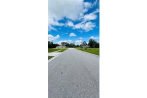 6050 PATRIOTS LANDING LANE, JACKSONVILLE, FL 32244 - MLS#MFRO6408453