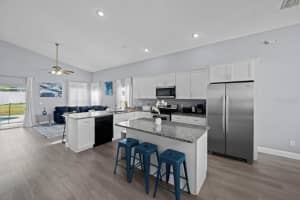 936 BLOOMINGDALE DRIVE, DAVENPORT, FL 33897 - MLS#MFRO6408560