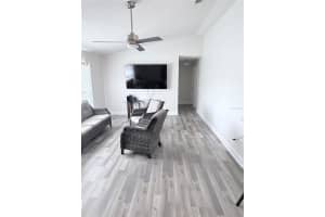 3237 LONDON AVENUE, DELTONA, FL 32738 - MLS#MFRO6408566