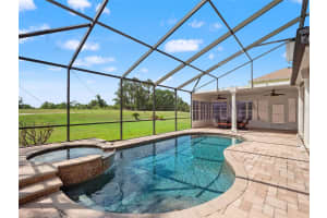 2394 HUNTINGDALE LANE, OVIEDO, FL 32765 - MLS#MFRO6408624