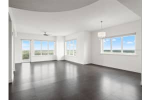 100 EOLA DRIVE, ORLANDO, FL 32801 - MLS#MFRO6408663