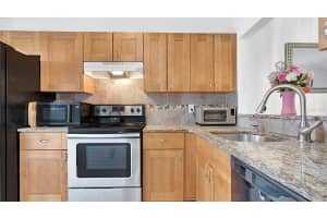12 PINE ISLAND CIRCLE, KISSIMMEE, FL 34743 - MLS#MFRO6408701