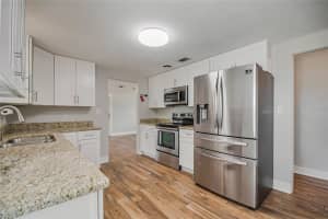2201 CAMELLIA DRIVE, LONGWOOD, FL 32779 - MLS#MFRO6408749