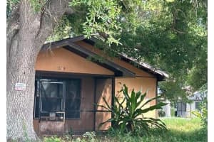 1395 Queen Rd, VENICE