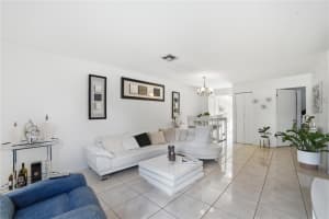 2 LAS PALMAS WAY, KISSIMMEE, FL 34743 - MLS#MFRO6408966