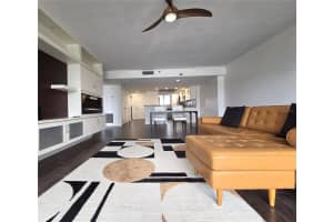 530 CENTRAL BOULEVARD, ORLANDO, FL 32801 - MLS#MFRO6409031