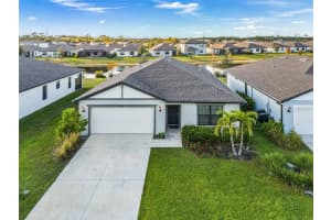 16033 Beachberry Dr, NORTH FORT MYERS