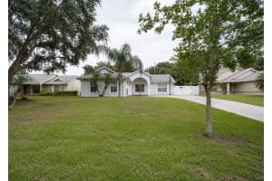 10520 REAGANS RUN DRIVE, CLERMONT, FL 34711 - MLS#MFRO6409385
