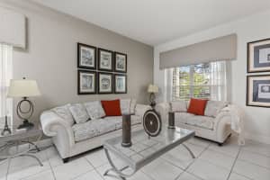 163 HIGHGATE PARK BOULEVARD, DAVENPORT, FL 33897 - MLS#MFRO6409488
