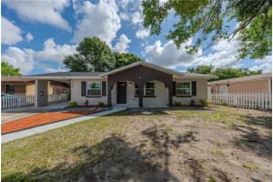 4945 LESCOT LANE, ORLANDO, FL 32811 - MLS#MFRO6409608