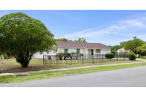 2202 MURDOCK BOULEVARD, ORLANDO, FL 32817 - MLS#MFRO6409673