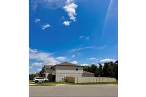 1633 RED LOOP, LAKELAND, FL 33801 - MLS#MFRO6409707