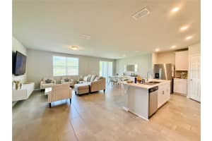 572 SUN WARBLER WAY, ST CLOUD, FL 34771 - MLS#MFRO6409743
